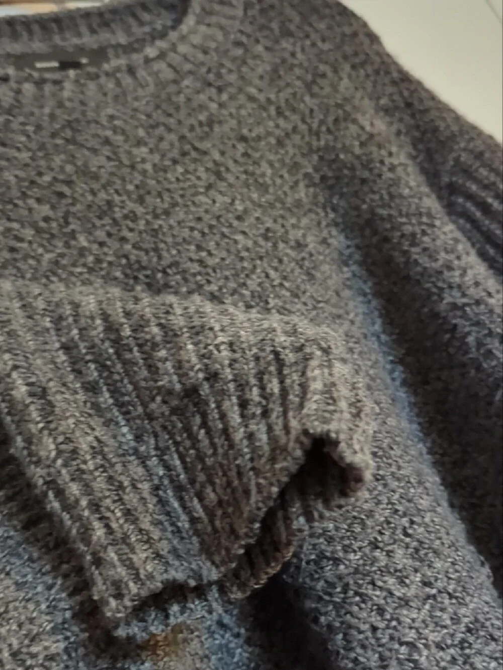 Banana Republic Men's Grey Knit Sweater